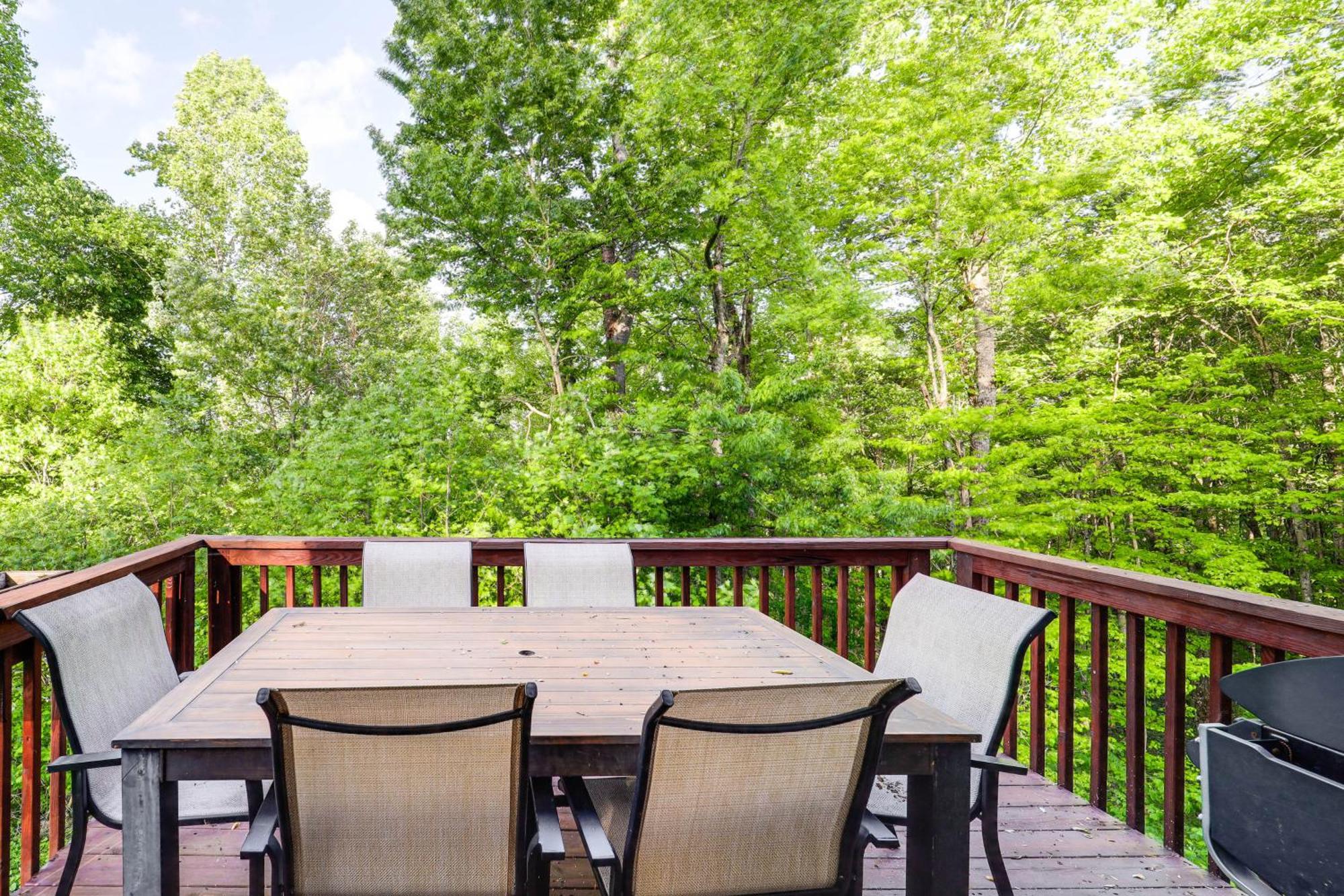 Luxe Appalachian Mountain Cabin With Hot Tub, Views Warrensville Exterior foto